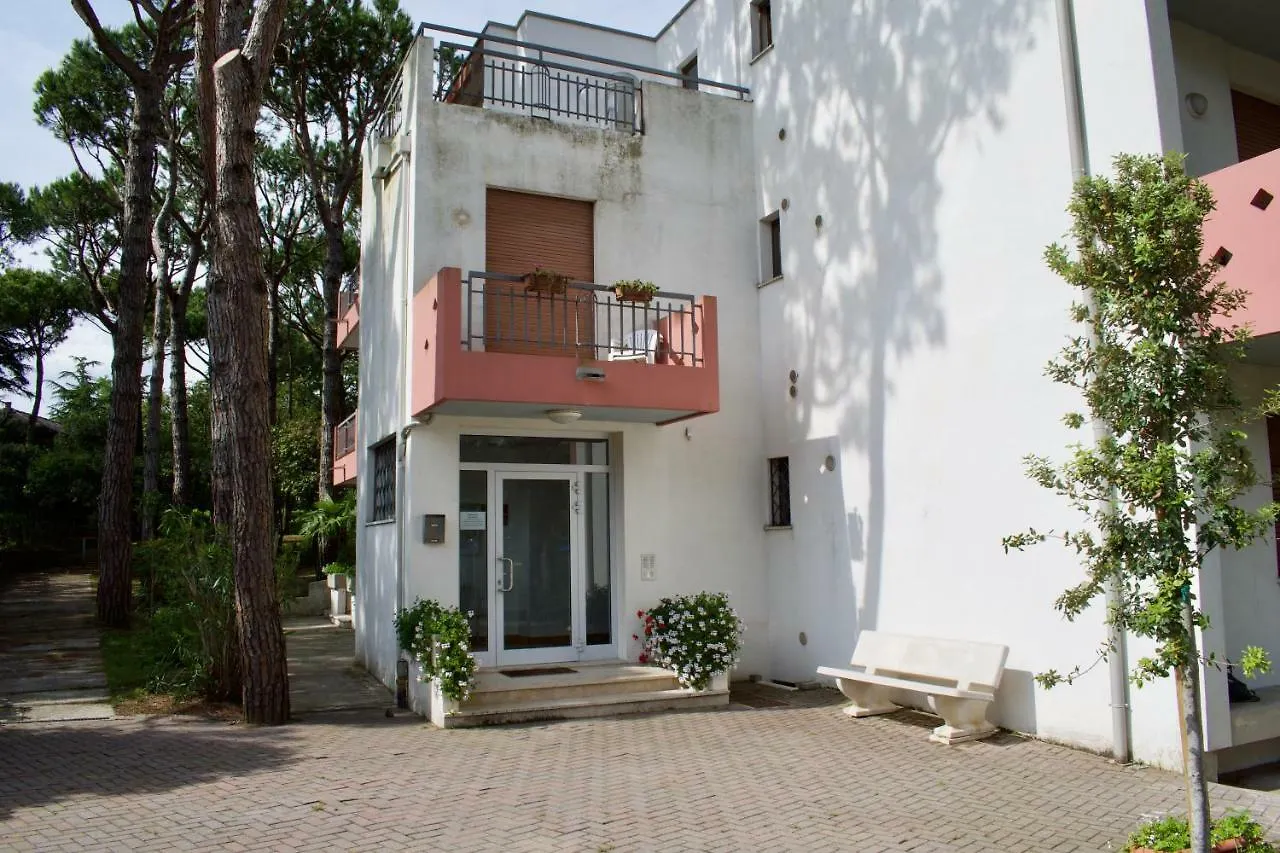 Villa Cristina N.04 Lido di Jesolo 0*,  Włochy